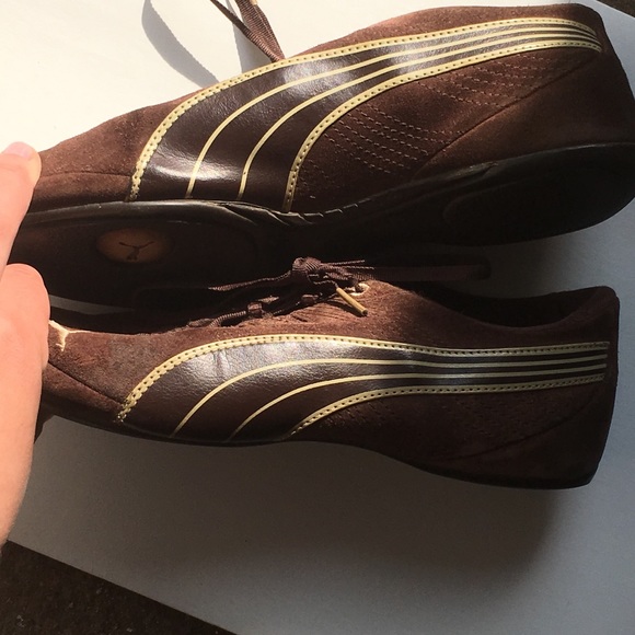 🌟 SOLD 🌟 PUMA women’s shoes - Picture 4 of 7